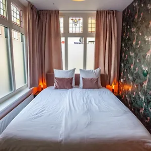 oosterhouse.zandvoort-hotels.com/