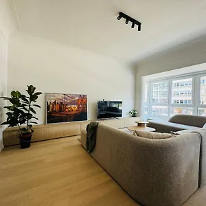 renovated-apartment-with-park-view.bruges-hotels.info/
